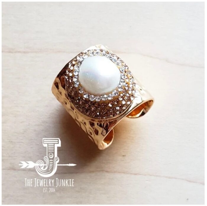 Pearl cuff ring